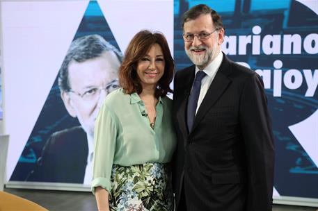 1/03/2018. Rajoy es entrevistado en "El Programa de Ana Rosa", de Telecinco. El presidente del Gobierno, Mariano Rajoy, junto a Ana Rosa Qui...