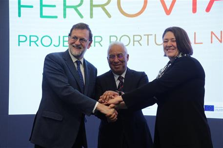 5/03/2018. Viaje del presidente del Gobierno a Elvas (Portugal). El presidente del Gobierno, Mariano Rajoy, junto a la comisaria Europea de ...