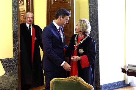 5/07/2018. Sánchez preside la toma de posesión de la nueva presidenta del Consejo de Estado. El presidente del Gobierno, Pedro Sánchez, y la...