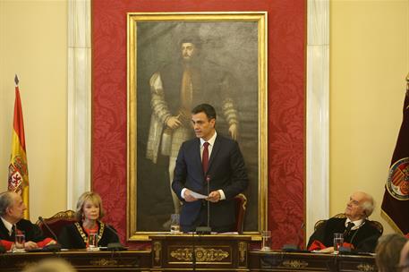 5/07/2018. Sánchez preside la toma de posesión de la nueva presidenta del Consejo de Estado. El presidente del Gobierno, Pedro Sánchez, dura...
