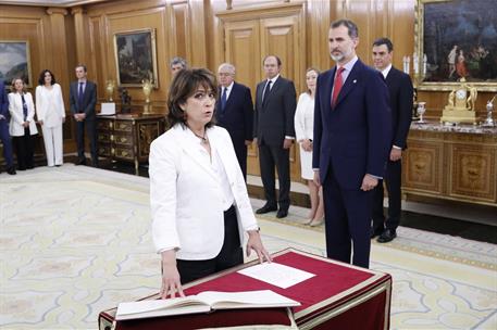 7/06/2018. Dolores Delgado, ministra de Justicia. Dolores Delgado García promete el cargo de ministra de Justicia ante Su Majestad el Rey.