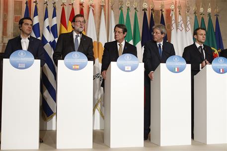 10/01/2018. Rajoy asiste a la cumbre de los países del Sur de la UE. El presidente del Gobierno español, Mariano Rajoy; el presidente del Co...