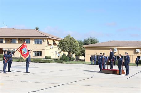 10/10/2018. Pedro Sánchez visita la Base Aérea de Los Llanos. El presidente del Gobierno, Pedro Sánchez, junto al presidente de Castilla-La ...