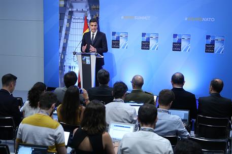 12/07/2018. Sánchez asiste a la Cumbre de la OTAN. El presidente del Gobierno, Pedro Sánchez, durante la conferencia de prensa que ha ofreci...