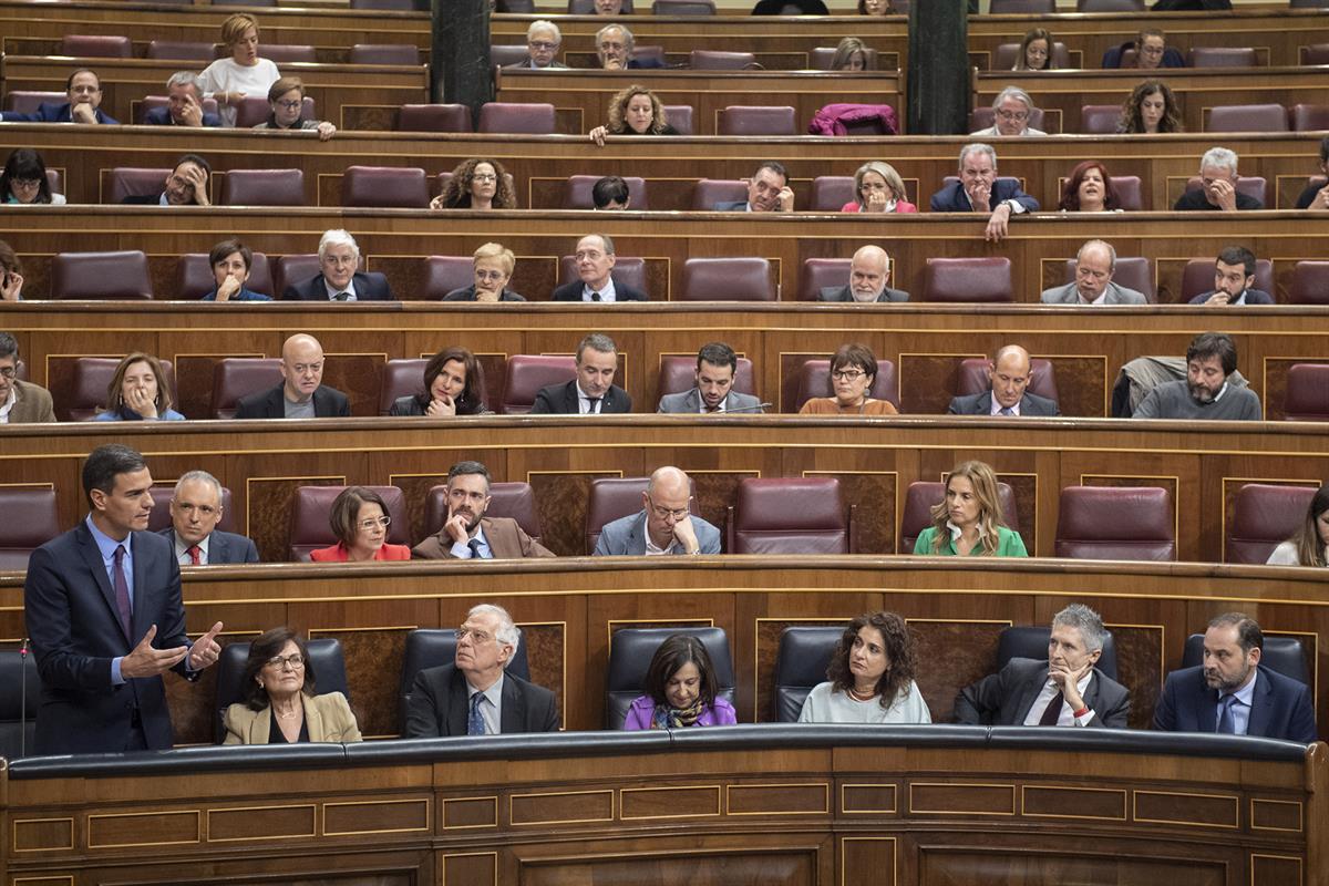 12/12/2018. Pedro Sánchez participa en la sesión de control al Gobierno en el Congreso. El presidente del Gobierno, Pedro Sánchez, en un mom...