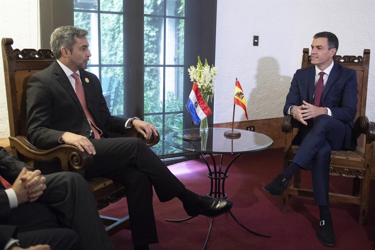 15/11/2018. XXVI Cumbre Iberoamericana. El presidente del Gobierno, Pedro Sánchez, durante la reunión que ha mantenido con el presidente de ...