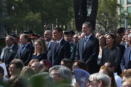 17/08/2018. Primer aniversario de los atentados del 17-A en Cataluña. El presidente del Gobierno, Pedro Sánchez, junto al presidente de la G...