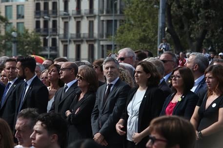17/08/2018. Primer aniversario de los atentados del 17-A en Cataluña. Los ministros de Justicia e Interior, Dolores Redondo y Fernando Grand...