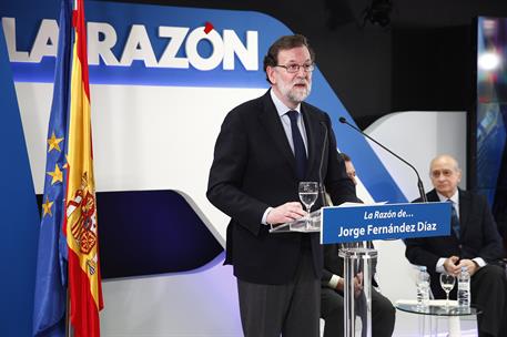 19/02/2018. Rajoy asiste al encuentro "La Razón de... Jorge Fernández Díaz". El presidente del Gobierno, Mariano Rajoy, durante un momento d...