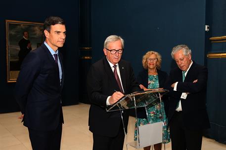 19/07/2018. Sánchez presenta a Jean-Claude Juncker en la Fundación Carlos Amberes. El presidente de la Comisión Europea, Jean-Claude Juncker...