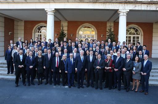 Rajoy recibe en La Moncloa a representantes de la International Democrat Union (IDU)