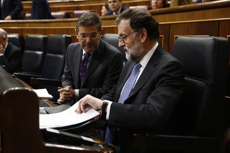 21/02/2018. Rajoy asiste a la sesión de control al Gobierno en el Congreso. El presidente del Gobierno, Mariano Rajoy, junto al ministro de ...
