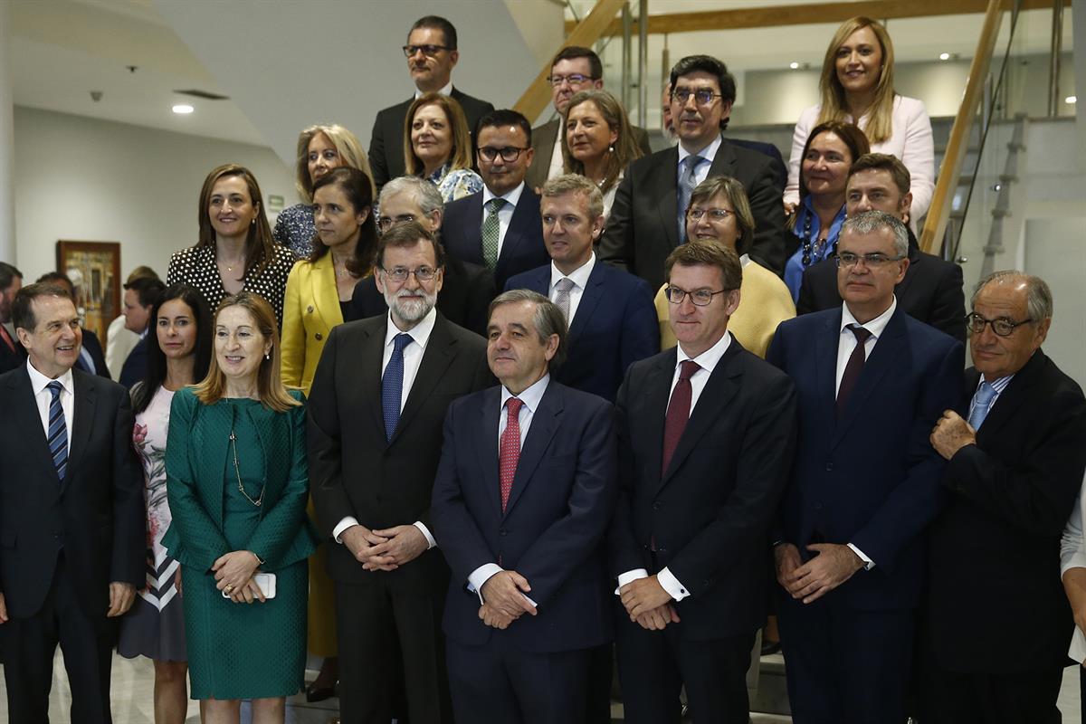 21/05/2018. Viaje de Rajoy a Vigo. El presidente del Gobierno, Mariano Rajoy, junto a las autoridades asistentes al acto de inauguración, en...