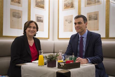 21/12/2018. Pedro Sánchez se reúne con la alcaldesa Ada Colau. El presidente del Gobierno, Pedro Sánchez, se ha reunido con la alcaldesa de ...