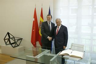 Mariano Rajoy y Binali Yildirim