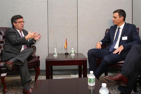 25/09/2018. Sánchez se reúne con el presidente del Banco Interamericano de Desarrollo. El presidente del Gobierno, Pedro Sánchez, y el presi...