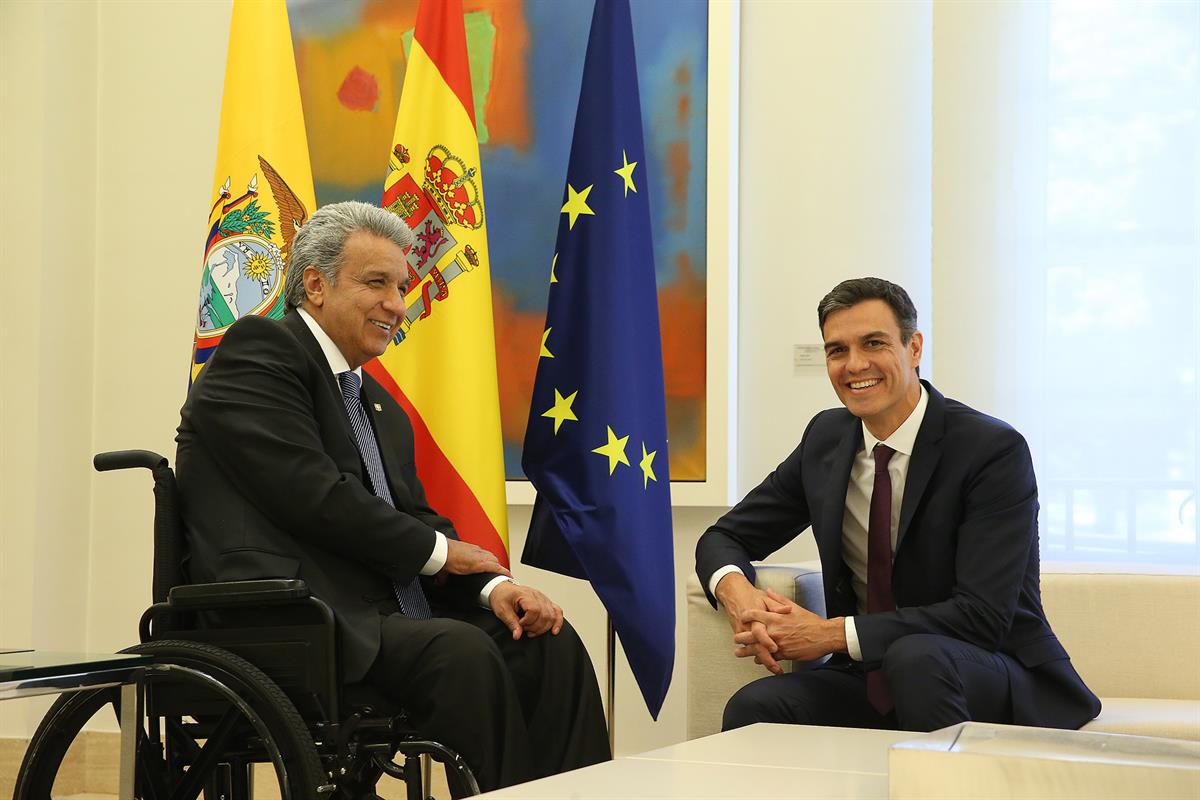 26/07/2018. Pedro Sánchez recibe al presidente de la república del Ecuador. El presidente del Gobierno, Pedro Sánchez, ha recibido en La Mon...