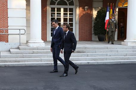 26/07/2018. Pedro Sánchez y Emmanuel Macron. El presidente del Gobierno, Pedro Sánchez, y el presidente de la República Francesa, Emmanuel M...