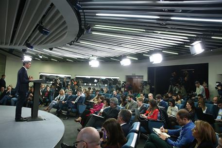 28/12/2018. Pedro Sánchez hace balance de su Gobierno. El presidente del Gobierno, Pedro Sánchez, durante la rueda de prensa posterior al Co...
