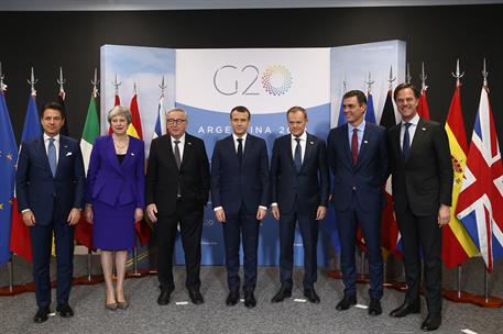 30/11/2018. Pedro Sánchez asiste a la Cumbre del G-20. El presidente del Gobierno, Pedro Sánchez, junto a otros mandatarios asistentes a la ...