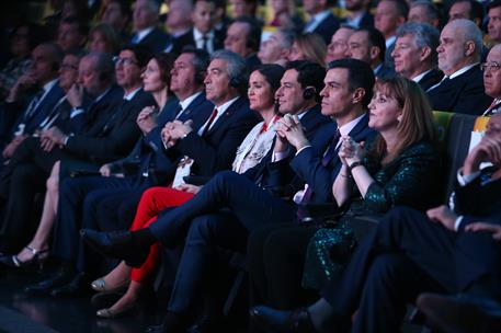 3/04/2019. Sánchez inaugura la Cumbre Mundial del Turismo. El presidente del Gobierno, Pedro Sánchez, junto a la ministra de Industria, Come...