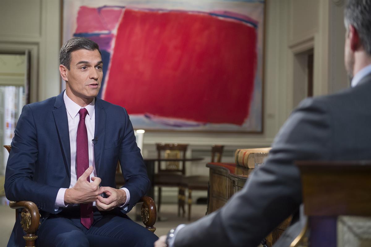 18/02/2019. Entrevista al presidente del Gobierno en RTVE. El presidente del Gobierno, Pedro Sánchez, durante la entrevista en la segunda ed...