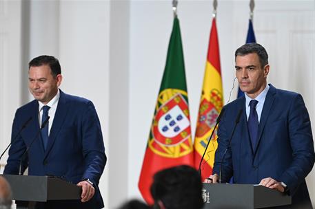 15/04/2024. Pedro S&#225;nchez mantiene un encuentro con el primer ministro de Portugal