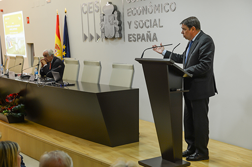 El ministro Luis Planas, en la presentación del informe del CES “El medio rural y su vertebración social y territorial”