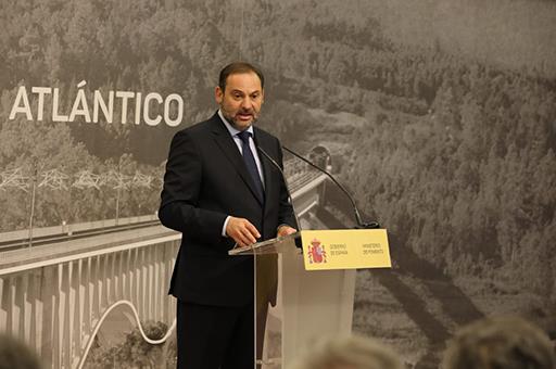 El ministro de Fomento, José Luis Ábalos, durante la presentación del Corredor Atlántico