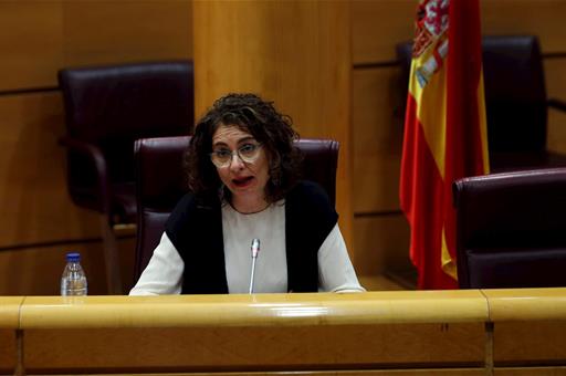 La ministra de Hacienda, María Jesús Montero, durante su intervención en el Senado