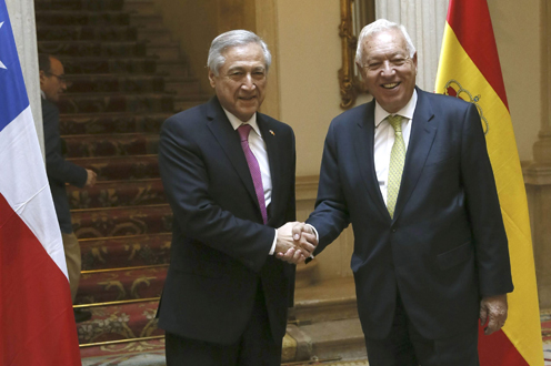 José Manuel García Margallo y su homólogo chileno (Foto: EFE)