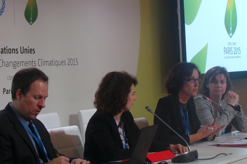 8/12/2015. La Directora General de la Oficina Española de Cambio Climático Valvanera Ulargui, preside la reunión de los países donantes al Fondo de...