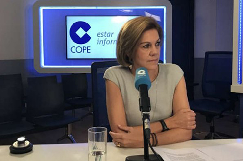25/05/2017. María Dolores de Cospedal durante su entrevista con Carlos Herrera en el programa 'Herrera en Cope'.
