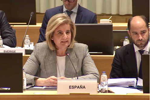 La ministra de Empleo y Seguridad Social, Fátima Báñez, en el Consejo de Ministros europeo de Empleo
