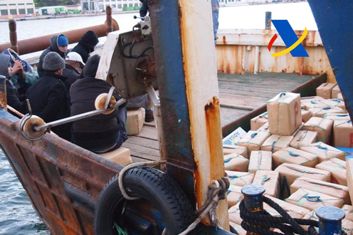 Foto barco pesquero Santa Rita Tirza interceptado con 8700 kilos de hachís (Ministerio)