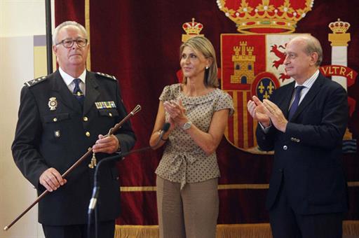 Ministro del interior, Jorge Fernández, delegada del Gobierno en Cataluña, María de los Llanos, y el comisario Sebastián Trapote