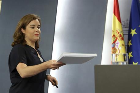 3/08/2015. Rueda de prensa de la vicepresidenta. La vicepresidenta del Gobierno, Soraya Sáenz de Santamaría, durante la rueda de prensa ofre...