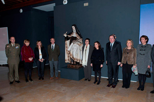La vicepresidenta inaugura la nueva exposición sobre Santa Teresa en el Museo Nacional de Escultura (Foto: Pool Moncloa)