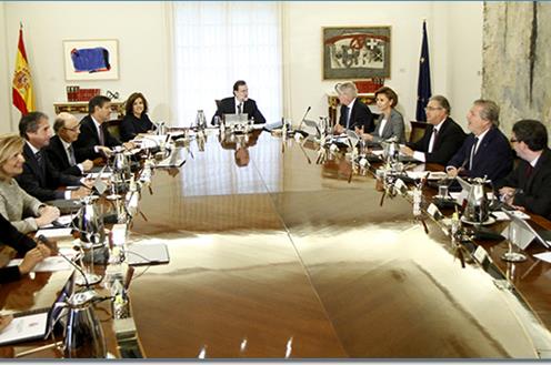 Mesa del Consejo de Ministros reunido