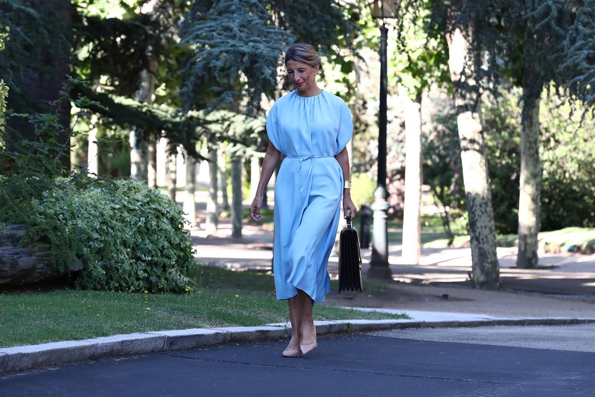 13/07/2021. La vicepresidenta segunda del Gobierno y ministra de Trabajo y Economía Social, Yolanda Díaz, pasea por los jardines de La Moncloa