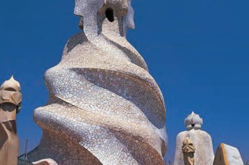 28. Detalle de la azotea de «La Pedrera» (Barcelona). Antoni Gaudí.jpg