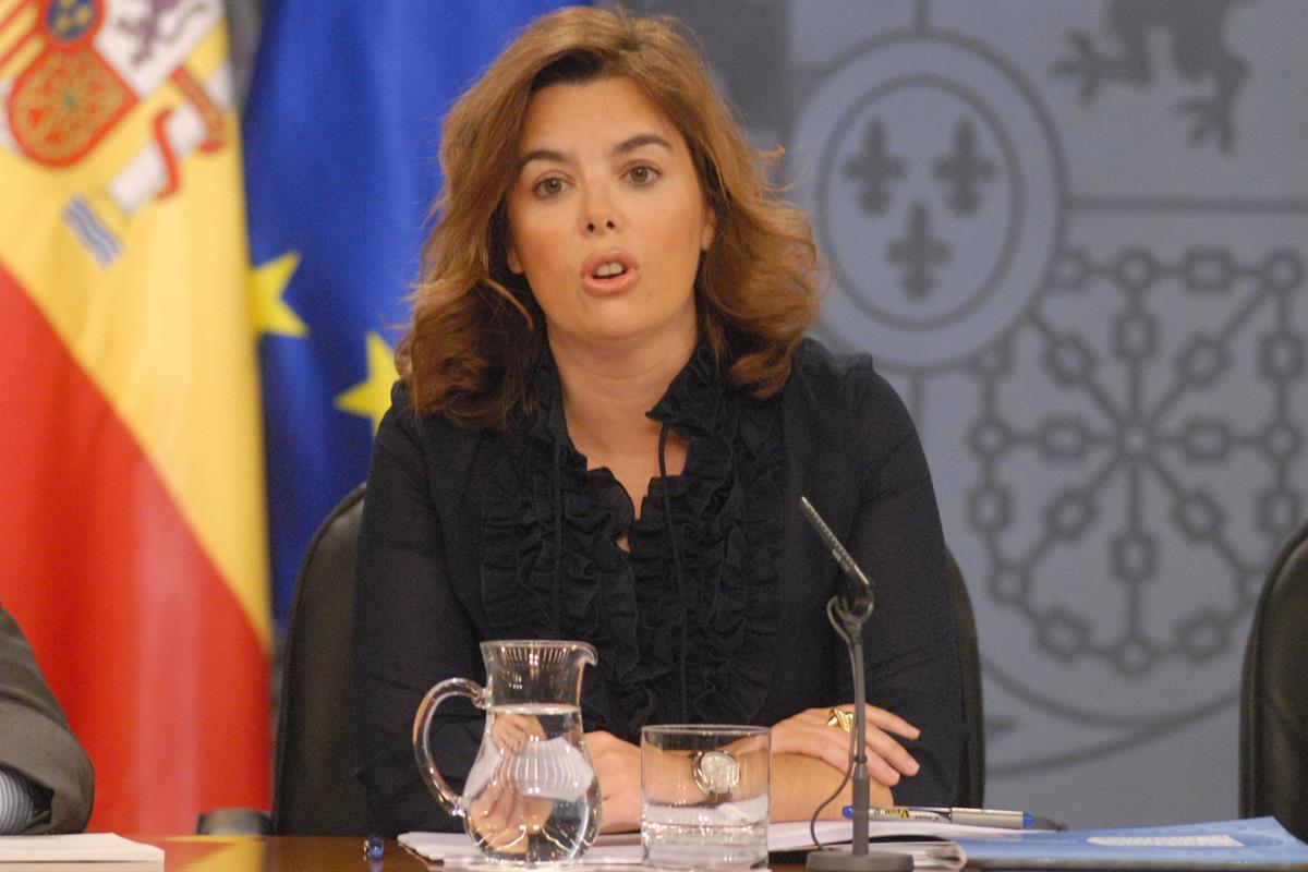 27/09/2012. Consejo de Ministros: Sáenz de Santamaría, Montoro y De Guindos. La vicepresidenta, ministra de la Presidencia y Portavoz, Soray...