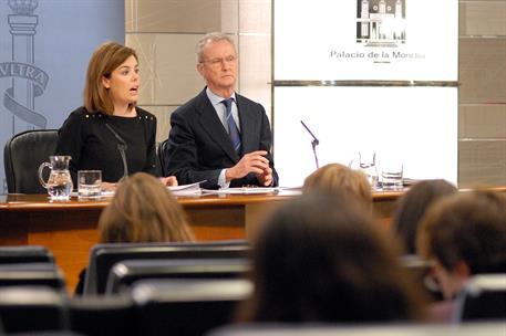 18/01/2013. Consejo de Ministros: Sáenz de Santamaría y Morenés. La vicepresidenta, ministra de la Presidencia y Portavoz, Soraya Sáenz de S...