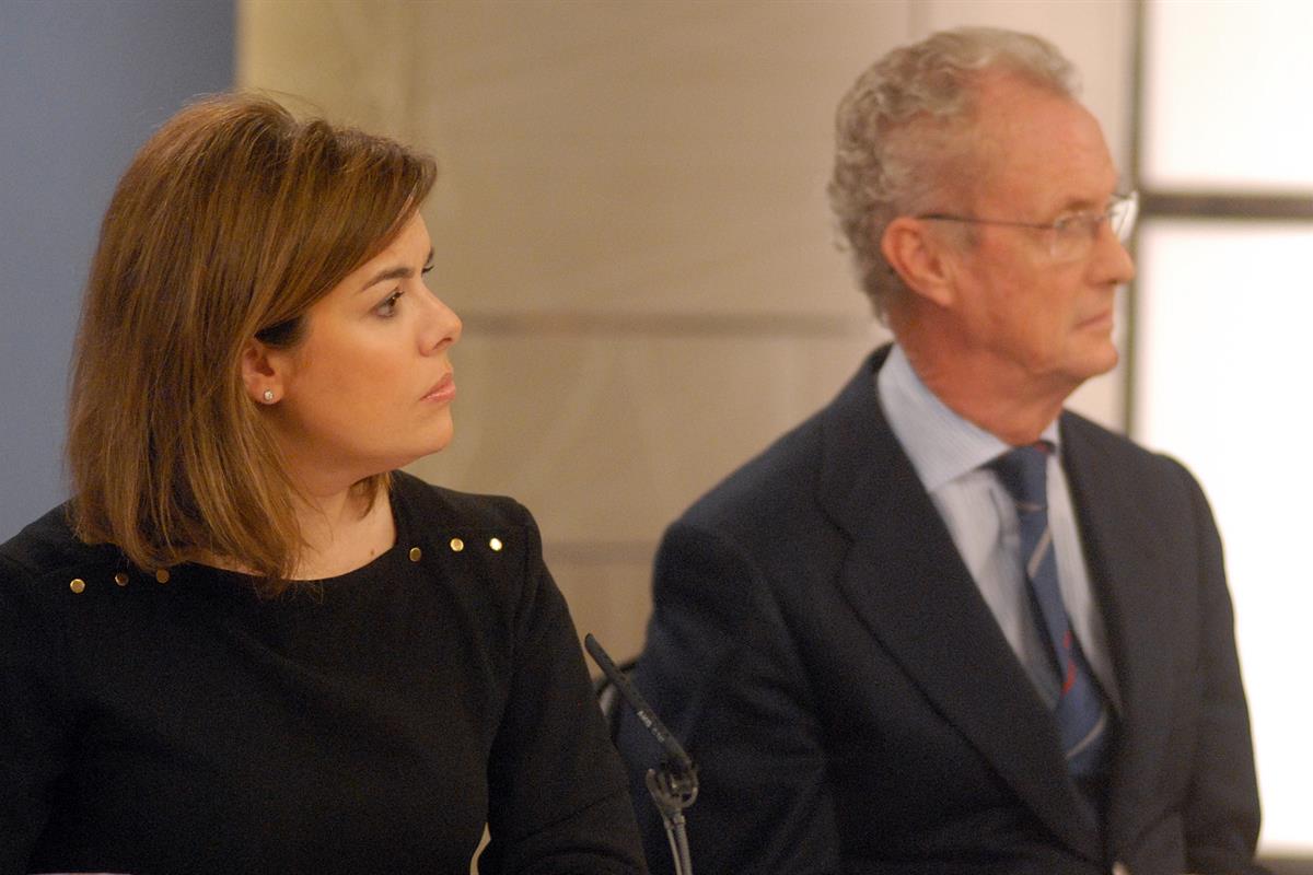 18/01/2013. Consejo de Ministros: Sáenz de Santamaría y Morenés. La vicepresidenta, ministra de la Presidencia y Portavoz, Soraya Sáenz de S...