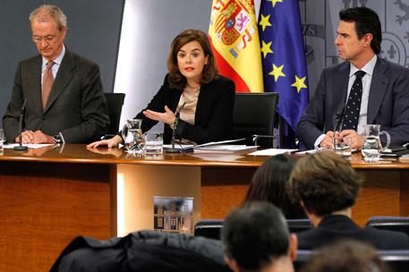 12/12/2014. Consejo de Ministros: Sáenz de Santamaría, Morenés y Soria. La vicepresidenta del Gobierno, ministra de la Presidencia y portavo...