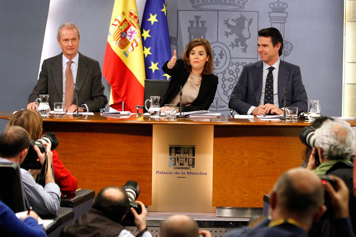 12/12/2014. Consejo de Ministros: Sáenz de Santamaría, Morenés y Soria. La vicepresidenta del Gobierno, ministra de la Presidencia y portavo...