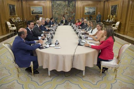 18/07/2014. Consejo de Ministros deliberante presidido por S.M el Rey. El Rey don Felipe VI junto a los miembros del Gabinete durante la reu...