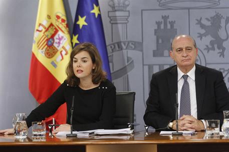 21/11/2014. Consejo de Ministros: Sáenz de Santamaría y Fernández Díaz. La vicepresidenta del Gobierno, ministra de la Presidenta y portavoz...