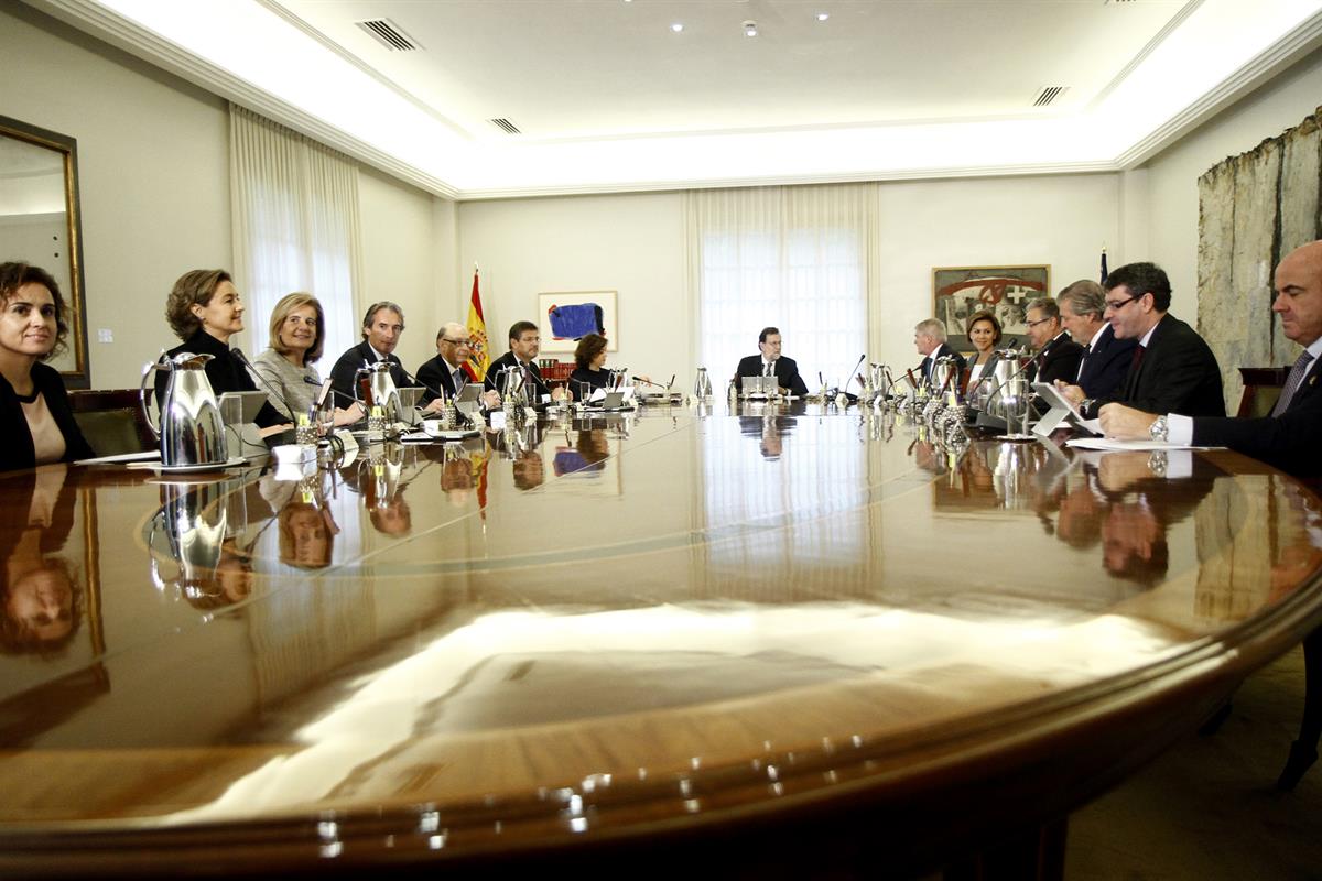 4/11/2016. Gobierno de la XII Legislatura. Los miembros del Gobierno de la XII legislatura, antes de comenzar la reunión del Consejo de Ministros.