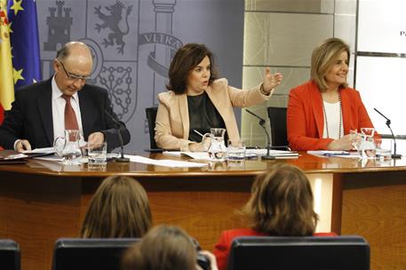 15/04/2016. Consejo de Ministros: Sáenz de Santamaría, Montoro y Báñez. La vicepresidenta del Gobierno en funciones, Soraya Sáenz de Santama...